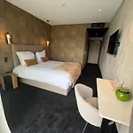 Egide Hotel 3*
